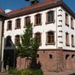 Von der alten Schule zum modernen Rathaus – ein Gewinn für ganz Neustadt